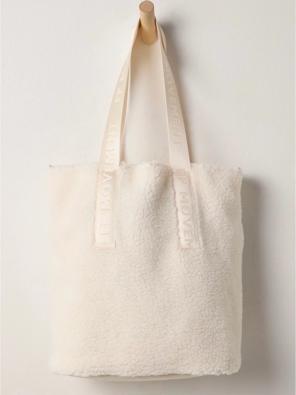 Slopes Sherpa bucket bag
